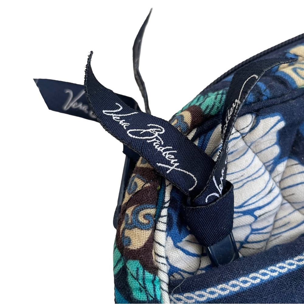 Vera Bradley Laptop Bag Blue Floral Quilted 14.5x11.5 with Zipper Pocket - Picture 2 of 6